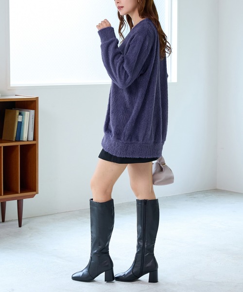 alotta(アロッタ)の「ふんわりシャギーVネックカーディガン(カーディガン/ボレロ・レディース・ダークグレー/ブラック/ブルー系その他/ベージュ・L/M/LL)」の21枚目の写真