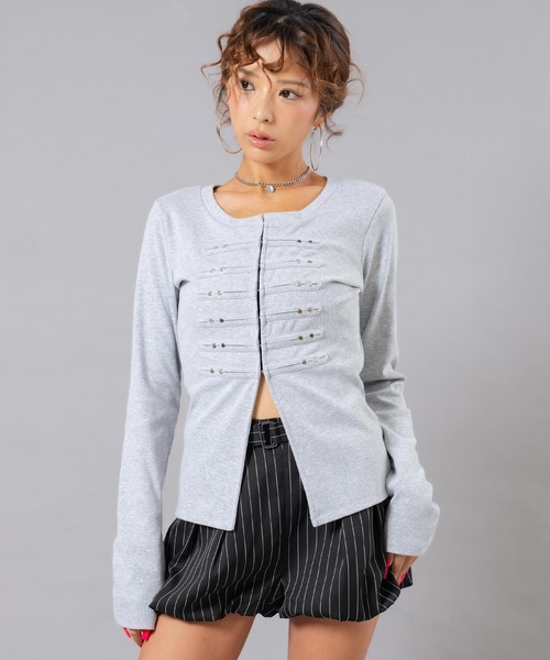 ANAP(アナップ)の「ナポレオンディテールトップス(Tシャツ/カットソー・レディース・グレー/ブラック・F)」の4枚目の写真