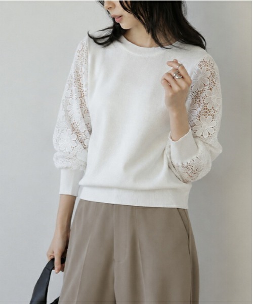 AMELY(エミリー)の「レーススリーブニットトップス/ぽわん袖/体型カバー(ニット/セーター・レディース・カーキブラウン/ピンク/パープル/ブラック/ホワイト/ベージュ・フリー)」の1枚目の写真