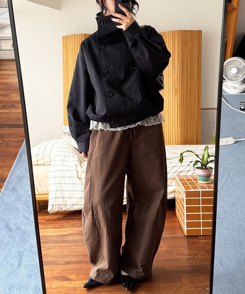 MUHET（ミュエータ）の「assorted wide cargo easy pants / アソートワイドカーゴイージーパンツ（カーゴパンツ・レディース・ブラック/アイボリー/ブラウン/カーキ・LARGE/MEDIUM/SMALL）」の6枚目の写真