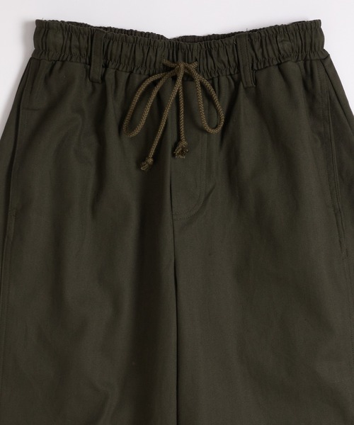 MUHET（ミュエータ）の「assorted wide cargo easy pants / アソートワイドカーゴイージーパンツ（カーゴパンツ・レディース・ブラック/アイボリー/ブラウン/カーキ・LARGE/MEDIUM/SMALL）」の13枚目の写真