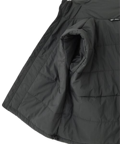 MARGARET HOWELL(マーガレットハウエル)の「RECYCLED LIGHT NYLON POPLIN BLOUSON(その他アウター・レディース・グレー系その他4・2/1)」の15枚目の写真