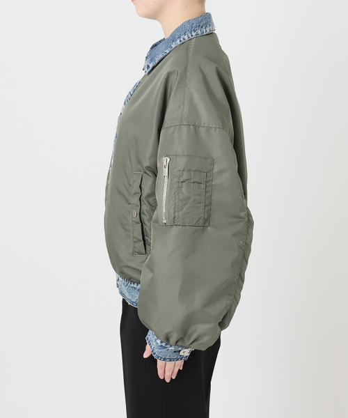 VERMEIL par iena(ヴェルメイユパーイエナ)の「upper hights アッパーハイツ The Surplus Mix ジャケット(MA-1・レディース・オリーブ・X-SMALL/SMALL)」の19枚目の写真