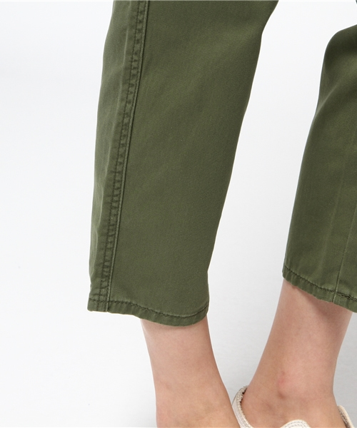 earth music&ecology（アースミュージックアンドエコロジー）の「【2016Spring】マムパンツ（その他パンツ・レディース・カーキ/ベージュ・SMALL/MEDIUM）」の9枚目の写真