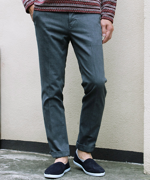 ESSENTIAL GARMENT MEN'S BIGI（エッセンシャルガーメントメンズビギ）の「【2016-17 A/W新作】スリムテーパード ストレッチパンツ（チノパンツ・メンズ・ベージュ/ネイビー/トップグレー/ブラック/カーキ・L/SS/S/M）」の2枚目の写真