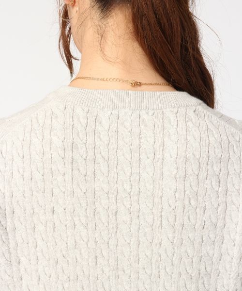 GLOBAL WORK（グローバルワーク）の「【洗えるニット】14ゲージコットンカシミヤケーブルVプルオーバー/719926（ニット/セーター・レディース・ネイビー/ホワイト/ブラウン/グレー・SMALL/LARGE/MEDIUM）」の7枚目の写真