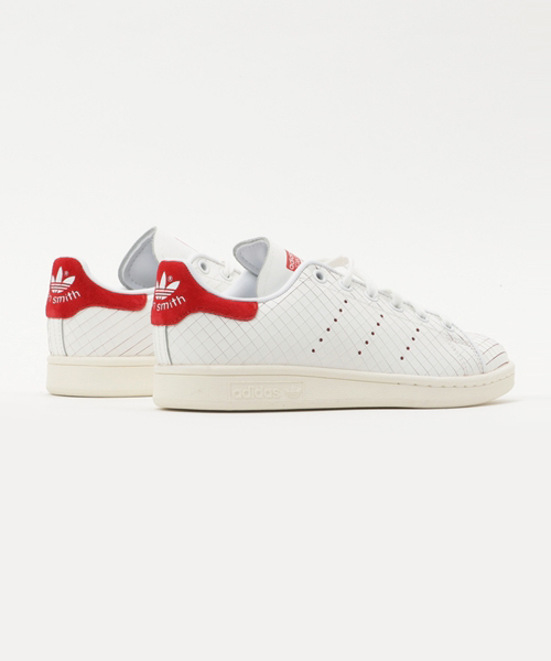 adidas（アディダス）の「オリジナルス スタンスミス [STAN SMITH W]（スニーカー・レディース・ホワイト×レッド/ホワイト×ブルー・22.0cm/25.0cm/23.0cm/24.0cm/24.5cm/23.5cm/22.5cm/25.5cm）」の5枚目の写真