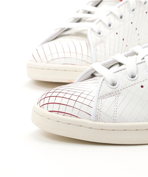 adidas（アディダス）の「オリジナルス スタンスミス [STAN SMITH W]（スニーカー・レディース・ホワイト×レッド/ホワイト×ブルー・22.0cm/25.0cm/23.0cm/24.0cm/24.5cm/23.5cm/22.5cm/25.5cm）」の7枚目の写真