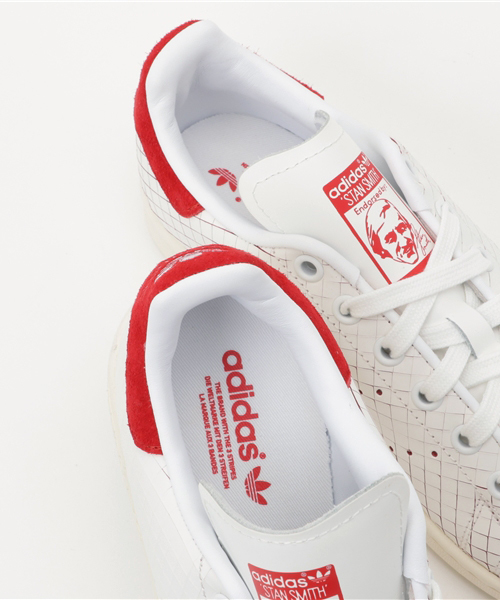adidas（アディダス）の「オリジナルス スタンスミス [STAN SMITH W]（スニーカー・レディース・ホワイト×レッド/ホワイト×ブルー・22.0cm/25.0cm/23.0cm/24.0cm/24.5cm/23.5cm/22.5cm/25.5cm）」の8枚目の写真