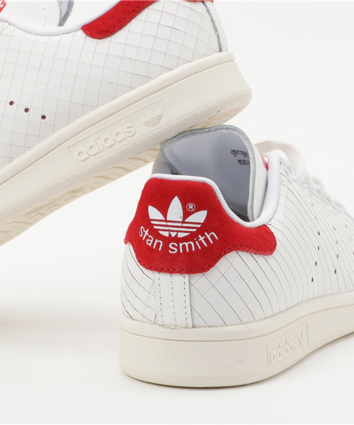 adidas（アディダス）の「オリジナルス スタンスミス [STAN SMITH W]（スニーカー・レディース・ホワイト×レッド/ホワイト×ブルー・22.0cm/25.0cm/23.0cm/24.0cm/24.5cm/23.5cm/22.5cm/25.5cm）」の9枚目の写真