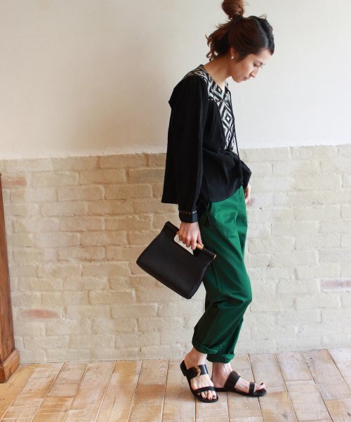 FRAMeWORK（フレームワーク）の「【&Premium掲載】チノ テーパードパンツ◆（チノパンツ・レディース・ホワイト/グリーン/ベージュ/ネイビー・38/34/36/40）」の13枚目の写真