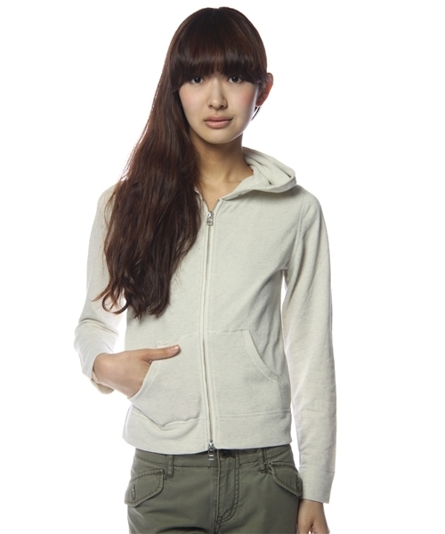 green label relaxing(グリーンレーベルリラクシング)の「GC ラメウラケ パーカー SHORT UV(パーカー・レディース・グレー/ナチュラル/オレンジ/ライトピンク・38/40)」の2枚目の写真
