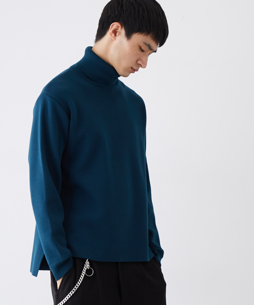 STUDIOUS（ステュディオス）の「ミラノリブサイドスリットタートルネックニット（ニット/セーター・メンズ・ホワイト/ブラック/ブルー/ダークグレー・1/2/3）」の4枚目の写真