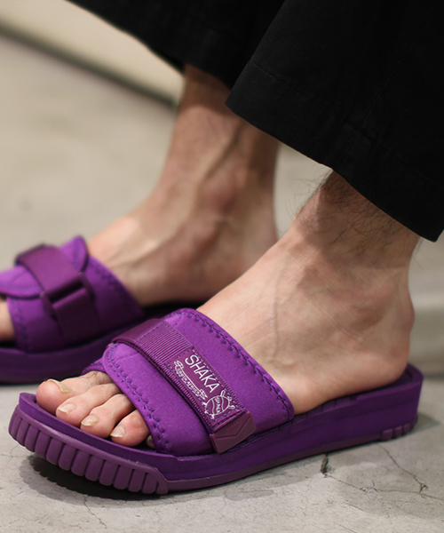 SHAKA（シャカ）の「【SHAKA / シャカ】BUNGALOW（サンダル・レディース・ブラック/マスタード/ピンク/ホワイト/パープル/オレンジ/ネイビー/グレー/カーキブラウン/グレイッシュブルー/オリーブ・9/6/10/8/7/5）」の9枚目の写真