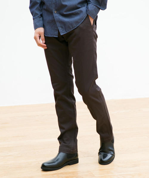 green label relaxing(グリーンレーベルリラクシング)の「SC アーバンスリムフィット チノ パンツ <吸水速乾 / 機能性生地>(チノパンツ・メンズ・グレー/ベージュ/ネイビー/ダークブラウン・L/XXL/M/XXS/S/XS/XL)」の1枚目の写真