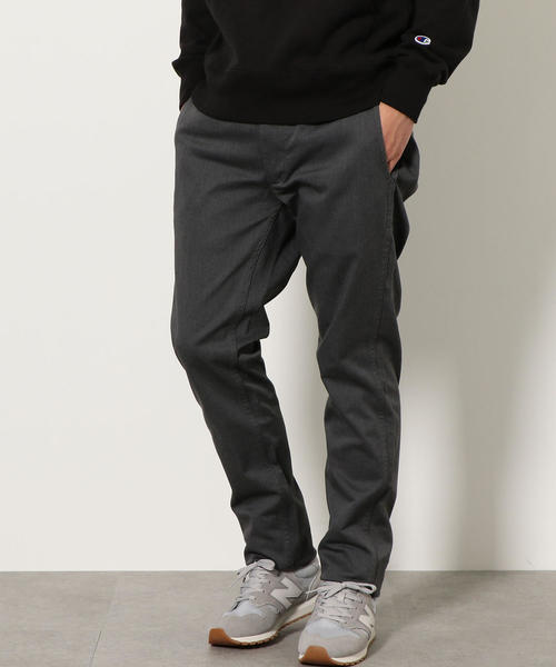 green label relaxing(グリーンレーベルリラクシング)の「SC アーバンスリムフィット チノ パンツ <吸水速乾 / 機能性生地>(チノパンツ・メンズ・グレー/ベージュ/ネイビー/ダークブラウン・L/XXL/M/XXS/S/XS/XL)」の17枚目の写真