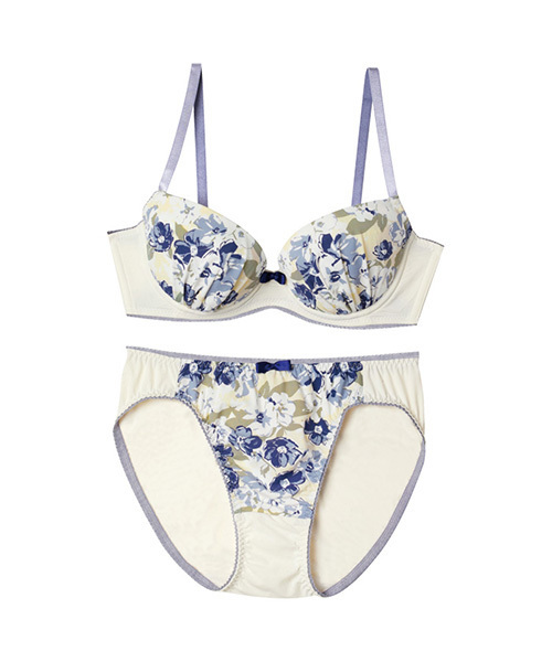 Lingerie by GeeRA�i�����W�F���[�o�C�W�[���j�́u��l�̃v�`�v���u�����V���[�c�Z�b�g�i�u��&�V���[�c�j�v�b���̑�