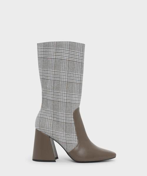 CHARLES & KEITH(チャールズ & キース)の「スクエアトブロックヒールブーツ / SQUARE TOE BLOCK HEEL BOOTS(ブーツ・レディース・ブラック/オリーブ・22.5cm/23cm/23.5cm/24.5cm/25cm)」の2枚目の写真