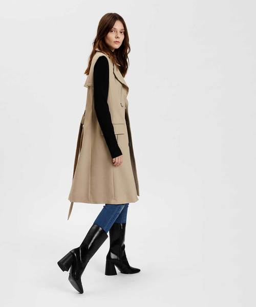CHARLES & KEITH(チャールズ & キース)の「スクエアトブロックヒールブーツ / SQUARE TOE BLOCK HEEL BOOTS(ブーツ・レディース・ブラック/オリーブ・22.5cm/23cm/23.5cm/24.5cm/25cm)」の10枚目の写真