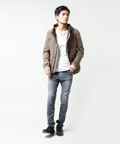 NANO universe(ナノユニバース)の「Lee(リー)/ JEGGERS SAROUEL(デニムパンツ・メンズ・インディゴブルー/ブラック/ブルー/ライトブルー/グレー・LARGE/SMALL/X-SMALL/MEDIUM)」の15枚目の写真