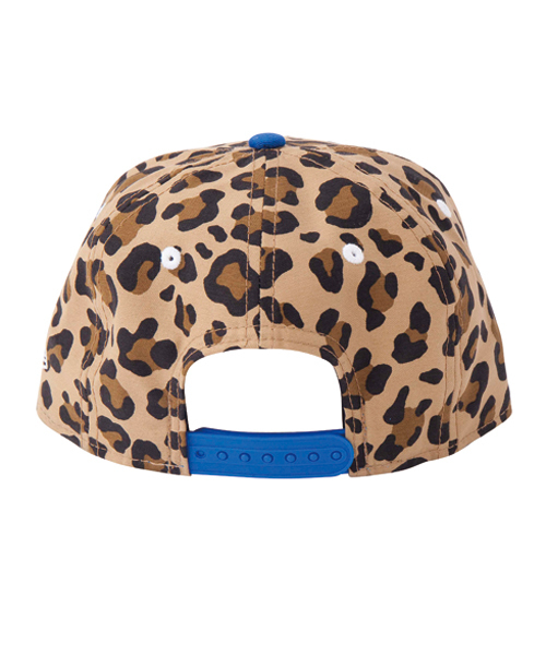 XLARGE KIDS(エクストララージキッズ)の「XLARGE KIDS × NEW ERA “LEOPARD”(キャップ・キッズ・ブルー・ONE SIZE)」の3枚目の写真