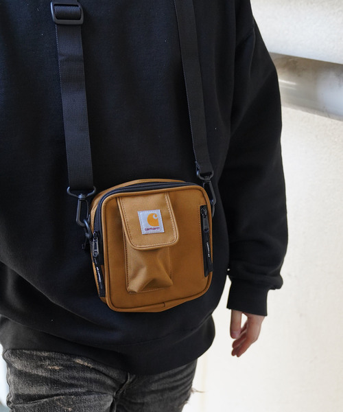 styles（スタイルス）の「【CARHARTT WIP】 ESSENTIALS BAG T006285（ショルダーバッグ・メンズ・ブラック/ブラウン/レッド・ONE SIZE）」の10枚目の写真