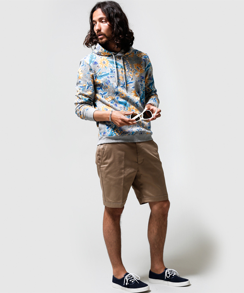 NANO universe(ナノユニバース)の「フローラルプリントプルパーカー(パーカー・メンズ・グレー/ブラック/ボルドー・X-LARGE/SMALL/LARGE/MEDIUM)」の4枚目の写真