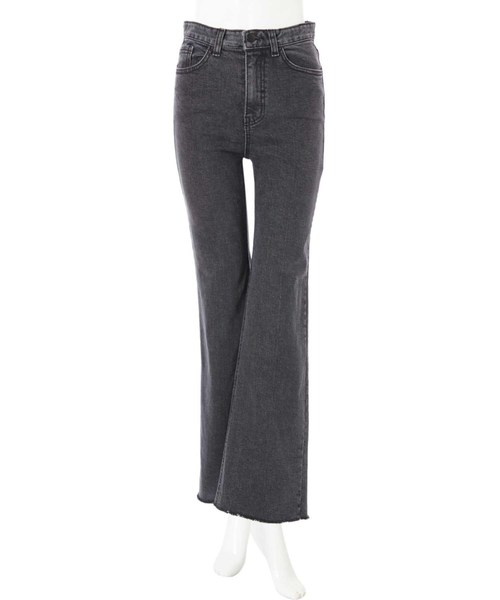 fifth（フィフス）の「【Korea Select】 カットオフセミフレアブラックデニム/Horn（デニムパンツ・レディース・ブラック・SMALL/MEDIUM/LARGE）」の10枚目の写真