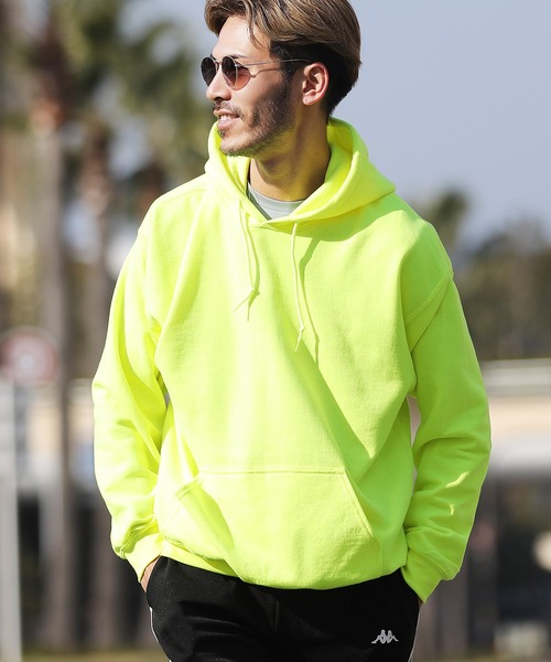 GILDAN(ギルダン)の「GILDAN ギルダン 無地 スウェット ビッグシルエット プルオーバー フーディー パーカー(パーカー・メンズ・ホワイト/チャコールグレー/ブラック/ネイビー/グレー/サンドベージュ/マルーン/ロイヤルブルー/杢グレー/パープル/レッド/オレンジ/ゴールド/ピンク/ミント/ライトグリーン/グリーン系その他/ブルー系その他/インディゴブルー・MEDIUM/LARGE/X-LARGE/SMALL)」の8枚目の写真