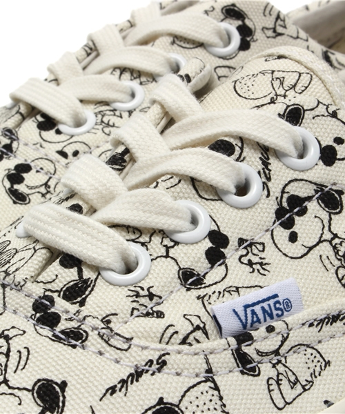 X-girl(エックスガール)の「VANS (ヴァンズ)OG ERA LX スヌーピー CAMP SNOOPY (エラ)(スニーカー・レディース・ホワイト/ピンク・24cm/26.5cm/27cm/23.5cm/24.5cm)」の3枚目の写真