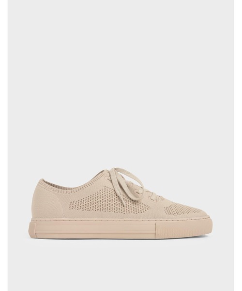 CHARLES & KEITH(チャールズ & キース)の「ニットレースアップ スニーカー / Knitted Lace-Up Sneakers(スニーカー・レディース・ブラック/アイボリー・22.5cm/23cm/23.5cm/24.5cm/25cm/25.5cm)」の2枚目の写真