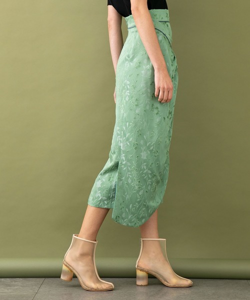 UNITED TOKYO（ユナイテッドトウキョウ）の「スロウフラワーJQスカート（スカート・レディース・ライトグリーン/ネイビー・1/2）」の7枚目の写真