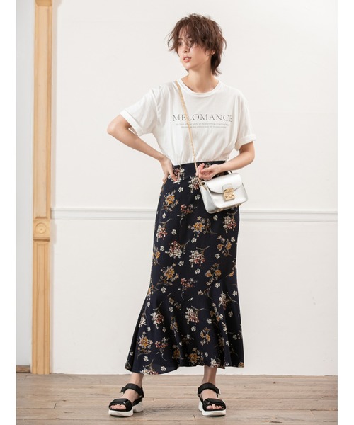fifth(フィフス)の「クルーネックプリントTシャツ(Tシャツ/カットソー・レディース・ホワイト/ブラック/ブラウン・MEDIUM)」の21枚目の写真