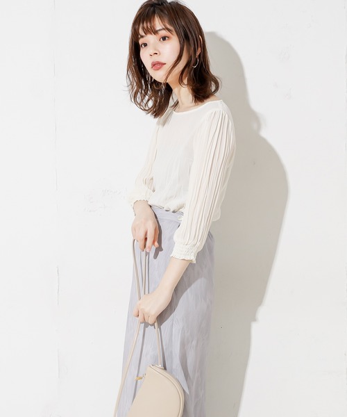 natural couture（ナチュラルクチュール）の「クリンクル加工シアーブラウス（シャツ/ブラウス・レディース・ブラック/オフホワイト/ブルー/ミント/モカ・FREE）」の17枚目の写真