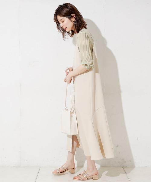 natural couture（ナチュラルクチュール）の「クリンクル加工シアーブラウス（シャツ/ブラウス・レディース・ブラック/オフホワイト/ブルー/ミント/モカ・FREE）」の15枚目の写真