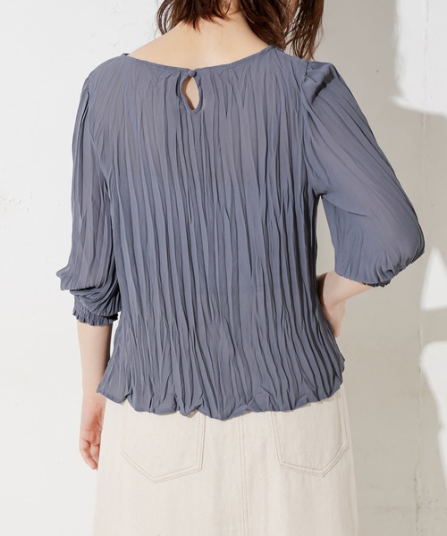 natural couture（ナチュラルクチュール）の「クリンクル加工シアーブラウス（シャツ/ブラウス・レディース・ブラック/オフホワイト/ブルー/ミント/モカ・FREE）」の16枚目の写真