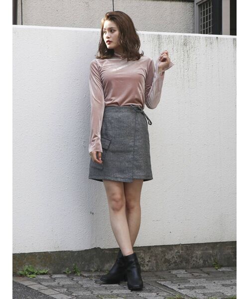 dazzlin（ダズリン）の「サイドリボンポケットミニスカート（スカート・レディース・ブラウン/ブラック/グレー・MEDIUM/SMALL）」の10枚目の写真