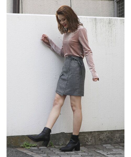 dazzlin（ダズリン）の「サイドリボンポケットミニスカート（スカート・レディース・ブラウン/ブラック/グレー・MEDIUM/SMALL）」の11枚目の写真