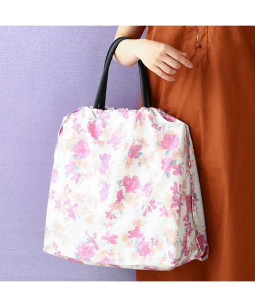 Francfranc(フランフラン)の「レインバッグカバー フラワー(ショルダーバッグ・レディース・マルチ・FREE)」の8枚目の写真