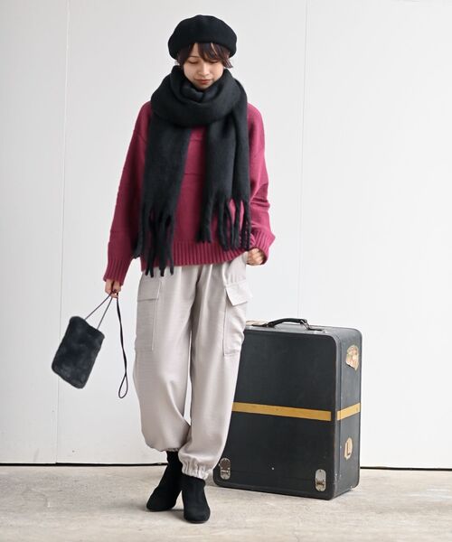 rps（アールピーエス）の「ボリュームマフラー（マフラー・レディース・ブラック/パープル/アイボリー/モカ/ライトカーキ/グレイッシュベージュ/ピンクベージュ/ブラウン/ブルー/ミント/チャコールグレー/グリーン/ライトグレー・M/フリー）」の18枚目の写真