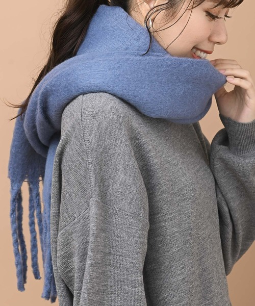 rps（アールピーエス）の「ボリュームマフラー（マフラー・レディース・ブラック/パープル/アイボリー/モカ/ライトカーキ/グレイッシュベージュ/ピンクベージュ/ブラウン/ブルー/ミント/チャコールグレー/グリーン/ライトグレー・M/フリー）」の11枚目の写真