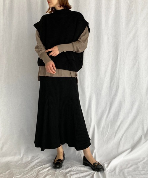 PICCIN(ピッチン)の「ハイネックニットベスト(ベスト・レディース・ブラック/オフホワイト/モカ・M)」の9枚目の写真