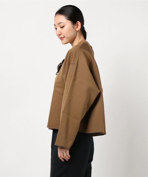 SLOBE IENA(スローブイエナ)の「【MAISON CHANTOISE/メゾン・シャントワーズ】 ROUNDE NECK トップス◆【手洗い可能】(Tシャツ/カットソー・レディース・キャメル・FREE)」の7枚目の写真