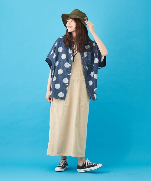 CUBE SUGAR（キューブシュガー）の「抜染ドットプリント デニム リブ袖 ドルマンシャツ（Tシャツ/カットソー・レディース・ライトブルー/インディゴブルー・M）」の5枚目の写真