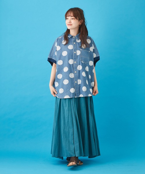 CUBE SUGAR（キューブシュガー）の「抜染ドットプリント デニム リブ袖 ドルマンシャツ（Tシャツ/カットソー・レディース・ライトブルー/インディゴブルー・M）」の8枚目の写真