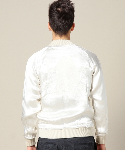 BEAUTY&YOUTH UNITED ARROWS（ビューティーアンドユースユナイテッドアローズ）の「BY サテン×サテン キルティング スカジャン ◆（ブルゾン・メンズ・ホワイト・SMALL/LARGE/MEDIUM）」の4枚目の写真