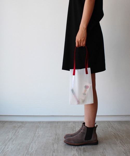 GLOBAL FORME CONCRETE（グローバルフォルムコンクリート）の「【zero】Pleats bag small stripe