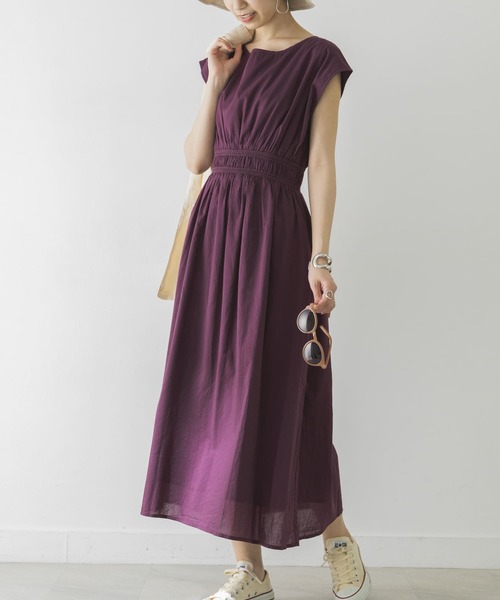 URBAN RESEARCH（アーバンリサーチ）の「ウエストスモッキングノースリワンピース（ワンピース・レディース・ブラック/ライトカーキ/パープル系その他/ブルー系その他/ライトブラウン・FREE）」の14枚目の写真