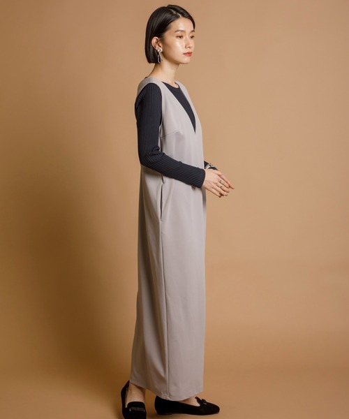 CIENA（シエナ）の「Ｖネックロングジャンスカ（ジャンパースカート・レディース・ブラック/ベージュ/グレー/キャメル・FREE/FS）」の3枚目の写真