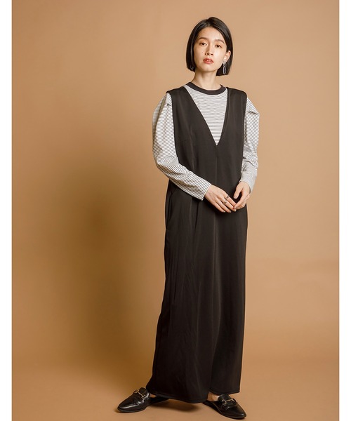 CIENA（シエナ）の「Ｖネックロングジャンスカ（ジャンパースカート・レディース・ブラック/ベージュ/グレー/キャメル・FREE/FS）」の2枚目の写真